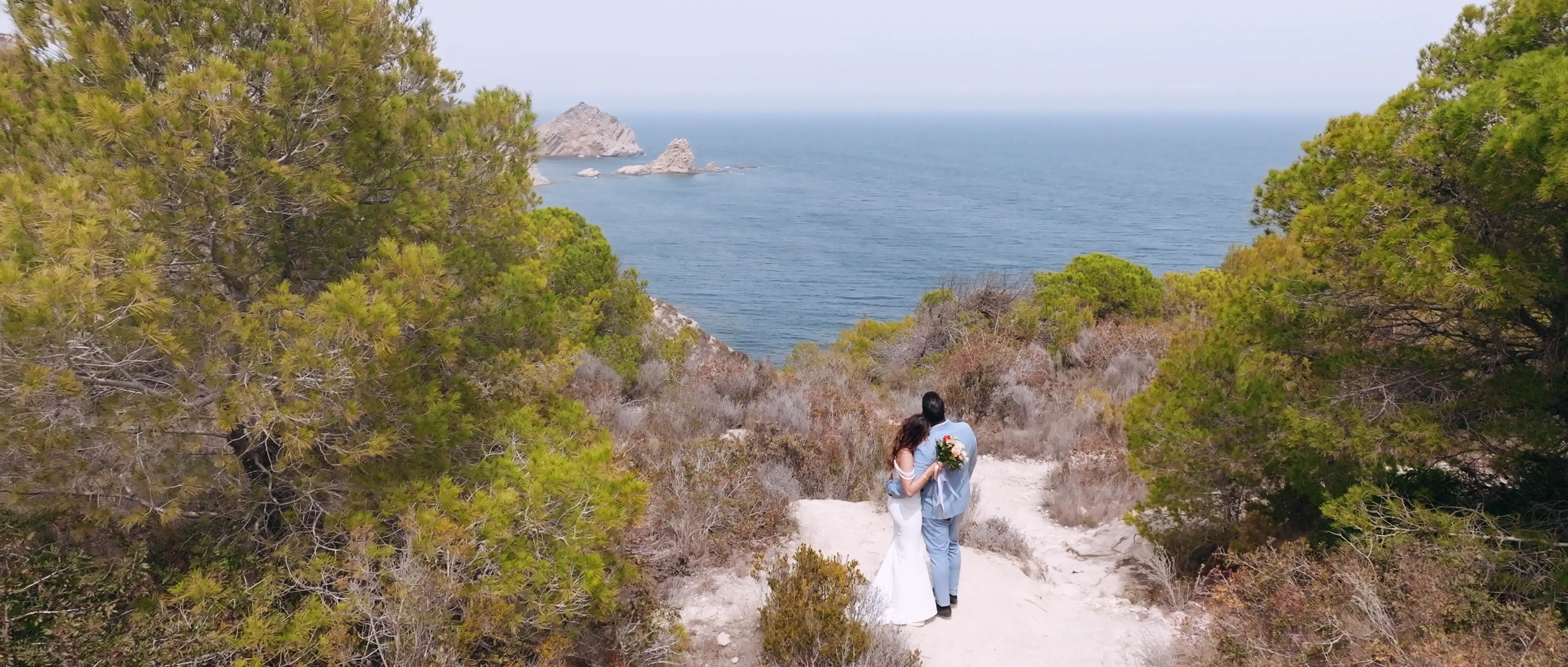 Elope in Spain
