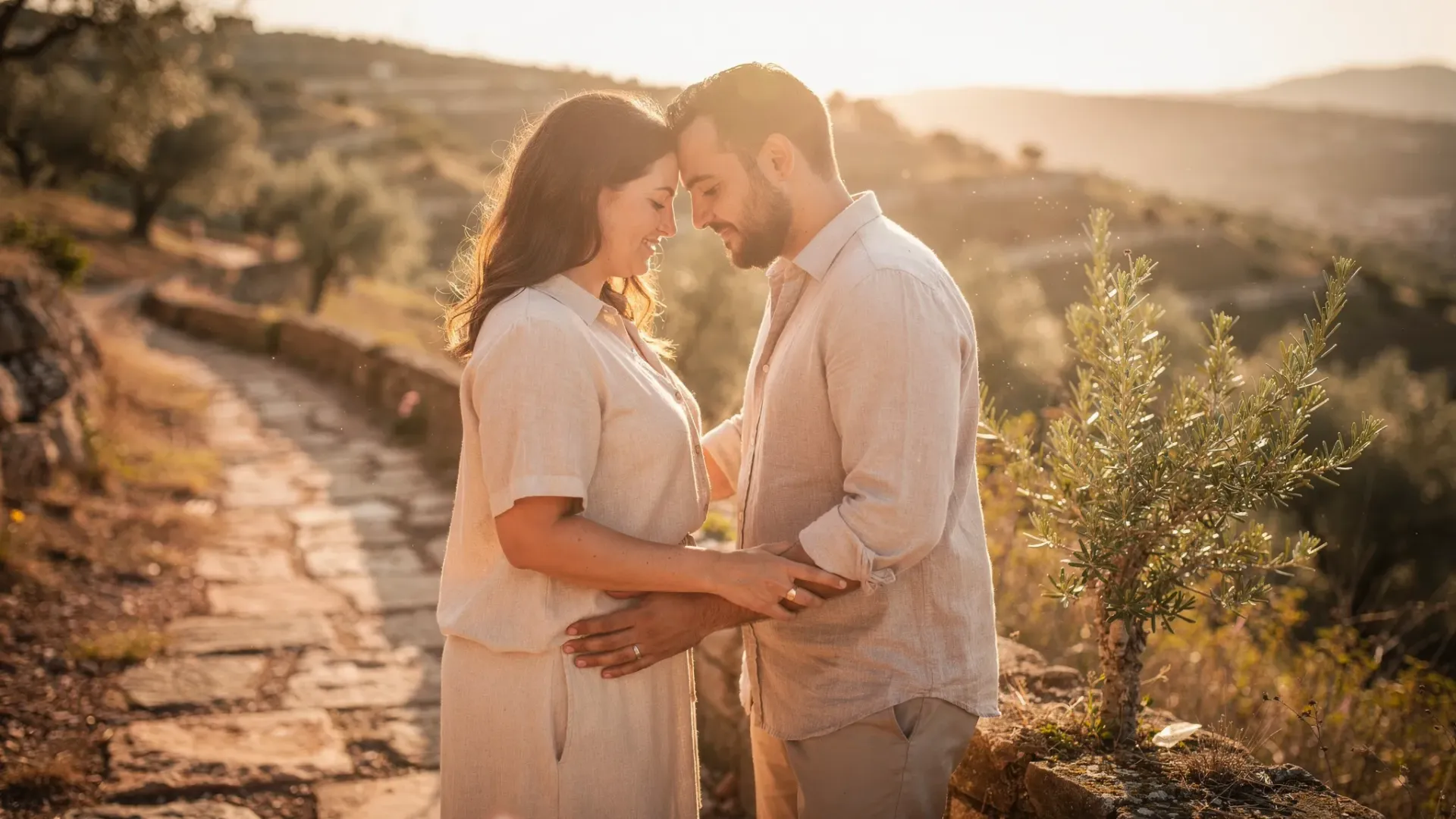 Elopement Photographer Fleix: Ridge Light, Real Moments