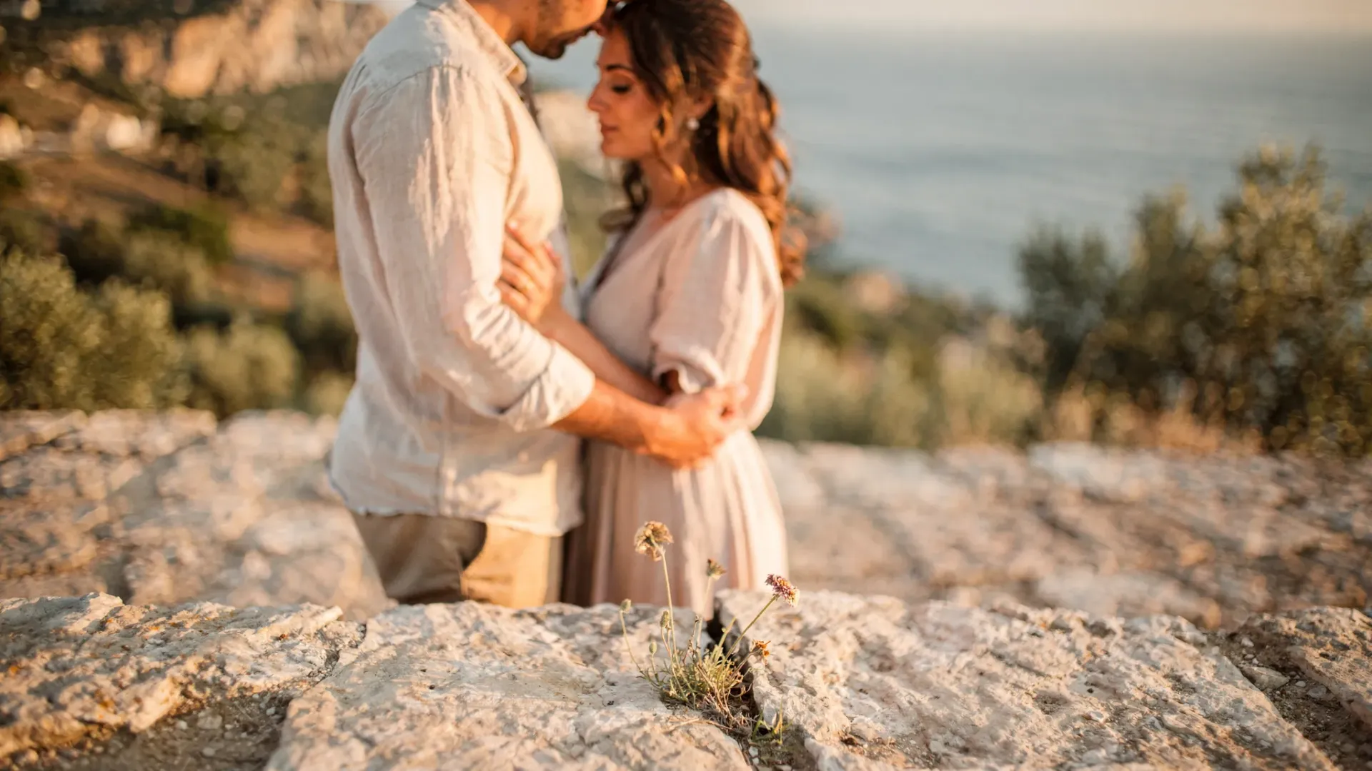 Adventure Elopement: A Two-Day Timeline That Breathes