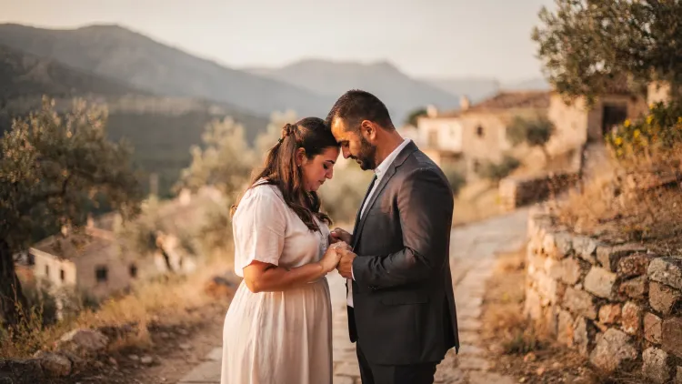 Elopement in Benasau: Slow Roads and a Quiet Yes 